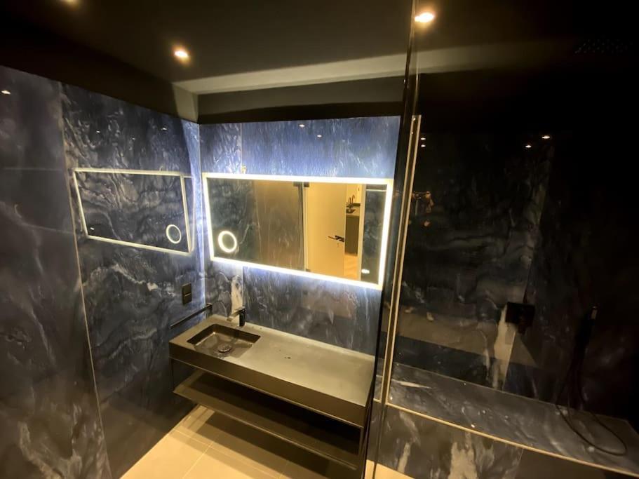Design In The Centre Of Appartement