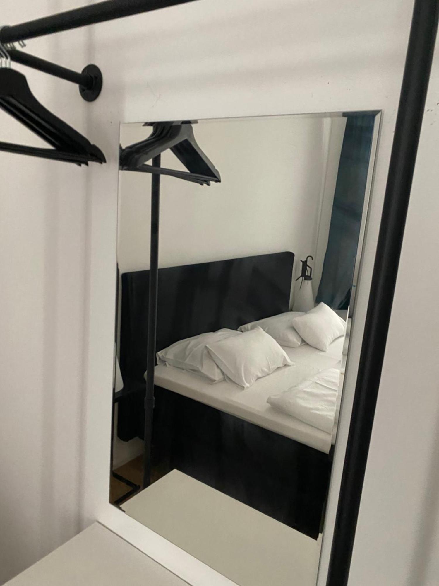 Design In The Centre Of Appartement *